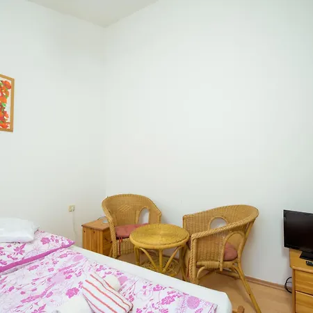 Nena Apartament